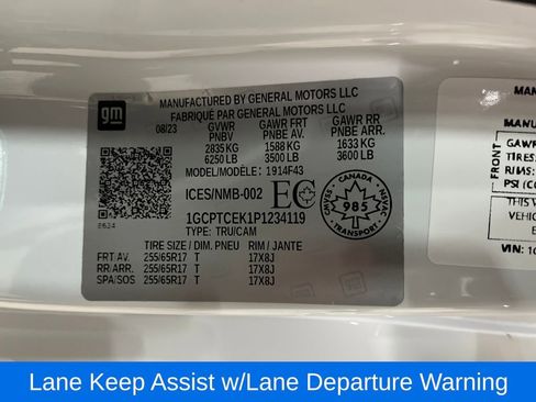 Used 2023 Chevrolet Colorado LT image 35