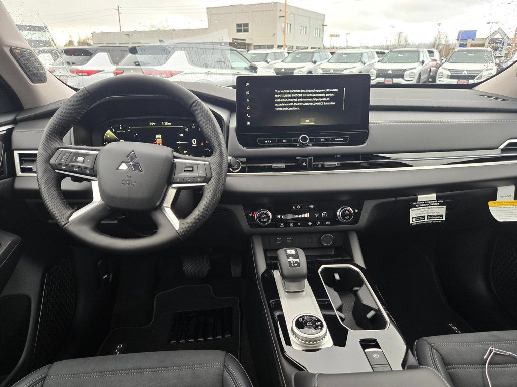 New 2026 Mitsubishi Outlander SE AWD/4WD image 7