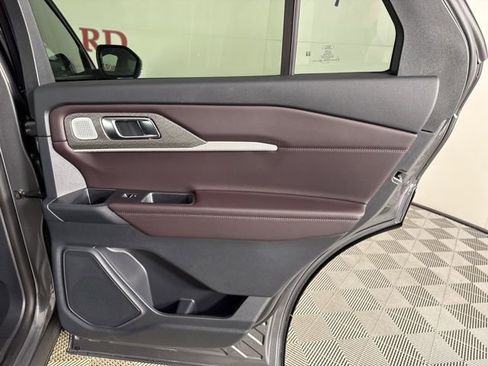 New 2026 Ford Explorer Platinum image 24