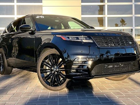 Used 2026 Land Rover Range Rover Velar Dynamic SE image 3