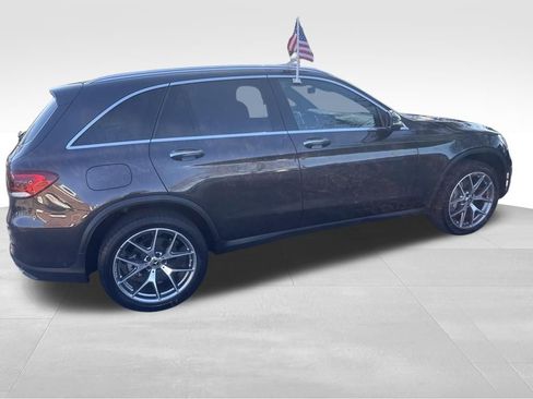 Used 2021 Mercedes-Benz GLC 300 4MATIC w/ AMG Line image 30