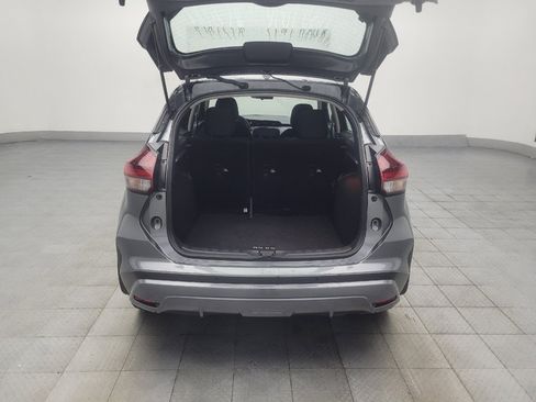 Used 2023 Nissan Kicks S FWD image 29