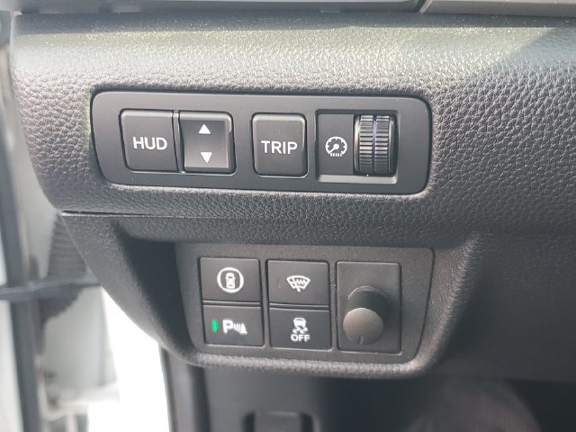 Used 2020 Honda Accord Touring image 18