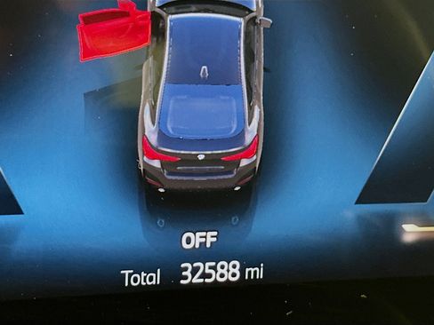 Used 2025 BMW 430i xDrive w/ M Sport Package AWD/4WD image 9