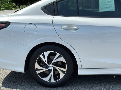Used 2024 Subaru Legacy Premium AWD/4WD image 11