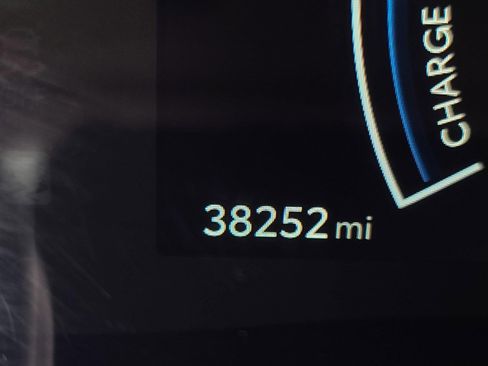 Used 2025 Toyota Camry LE image 24