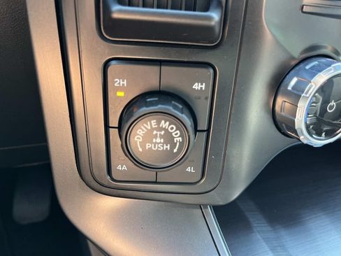 Used 2024 Ford F150 Lariat w/ Equipment Group 502A High AWD/4WD image 41