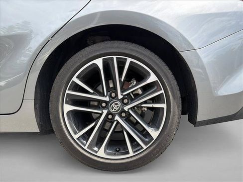 Used 2025 Toyota Camry XLE w/ Premium Plus Package FWD image 9