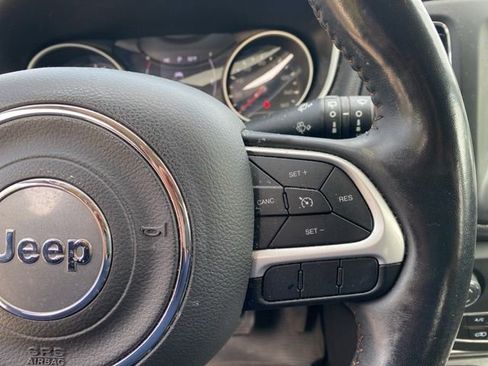 Used 2019 Jeep Compass Latitude w/ Cold Weather Group image 19