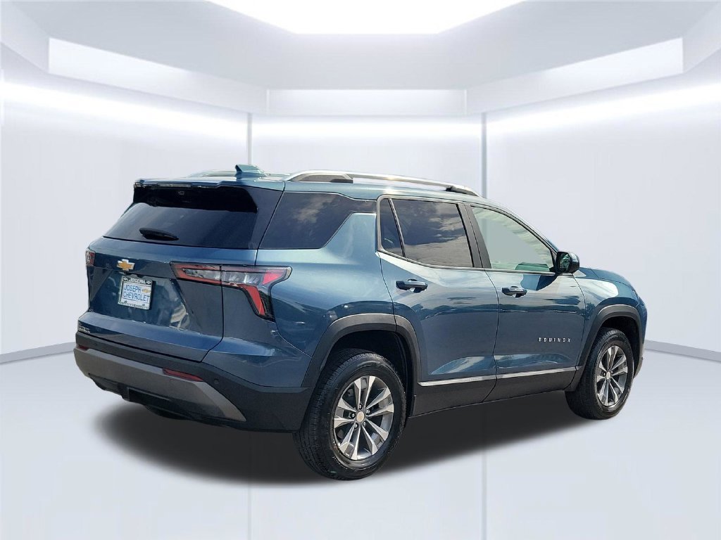 Used 2025 Chevrolet Equinox LT w/ Convenience Package II FWD image 5