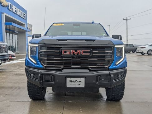 Used 2024 GMC Sierra 1500 AT4X image 14