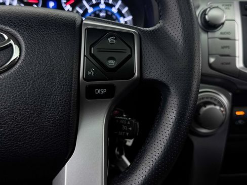 Used 2018 Toyota 4Runner SR5 Premium AWD/4WD image 34