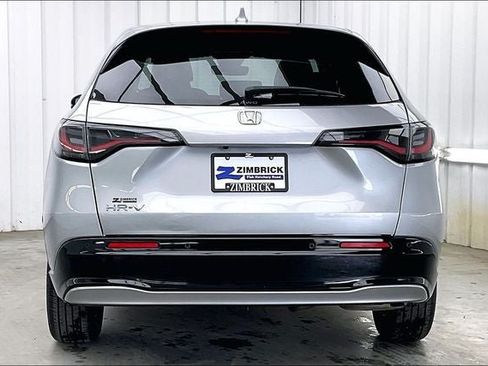 Certified 2025 Honda HR-V EX-L image 4