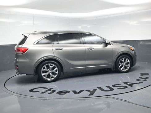 Used 2016 Kia Sorento SX image 16