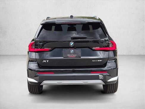 New 2026 BMW X1 xDrive28i w/ Technology Package AWD/4WD image 8