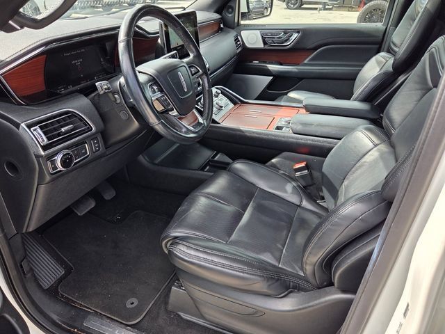 Used 2021 Lincoln Navigator L Reserve AWD/4WD image 8