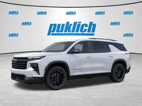 New 2026 Chevrolet Traverse LT w/ Midnight/Sport Edition AWD/4WD image 2