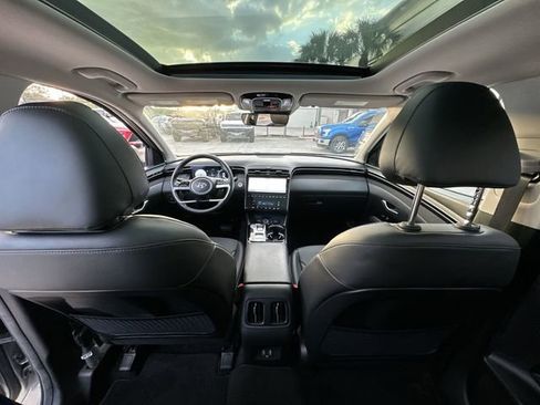 Used 2023 Hyundai Tucson Limited image 32