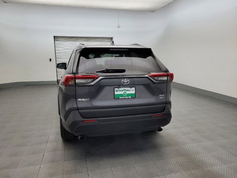 Used 2022 Toyota RAV4 XLE AWD/4WD image 6