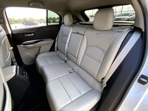 Used 2019 Cadillac XT4 Luxury FWD image 20