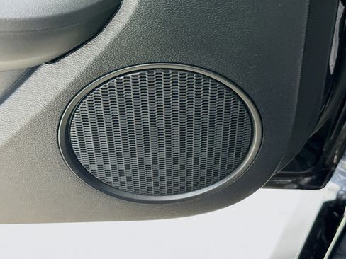 Used 2020 Ford Mustang Shelby GT350 w/ Technology Package image 22