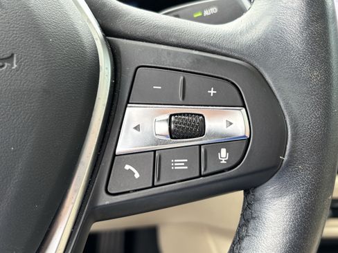 Used 2023 BMW i4 eDrive35 w/ Premium Package RWD image 19