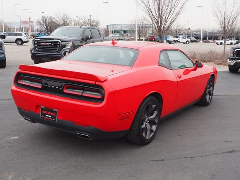 Used 2019 Dodge Challenger GT image 5