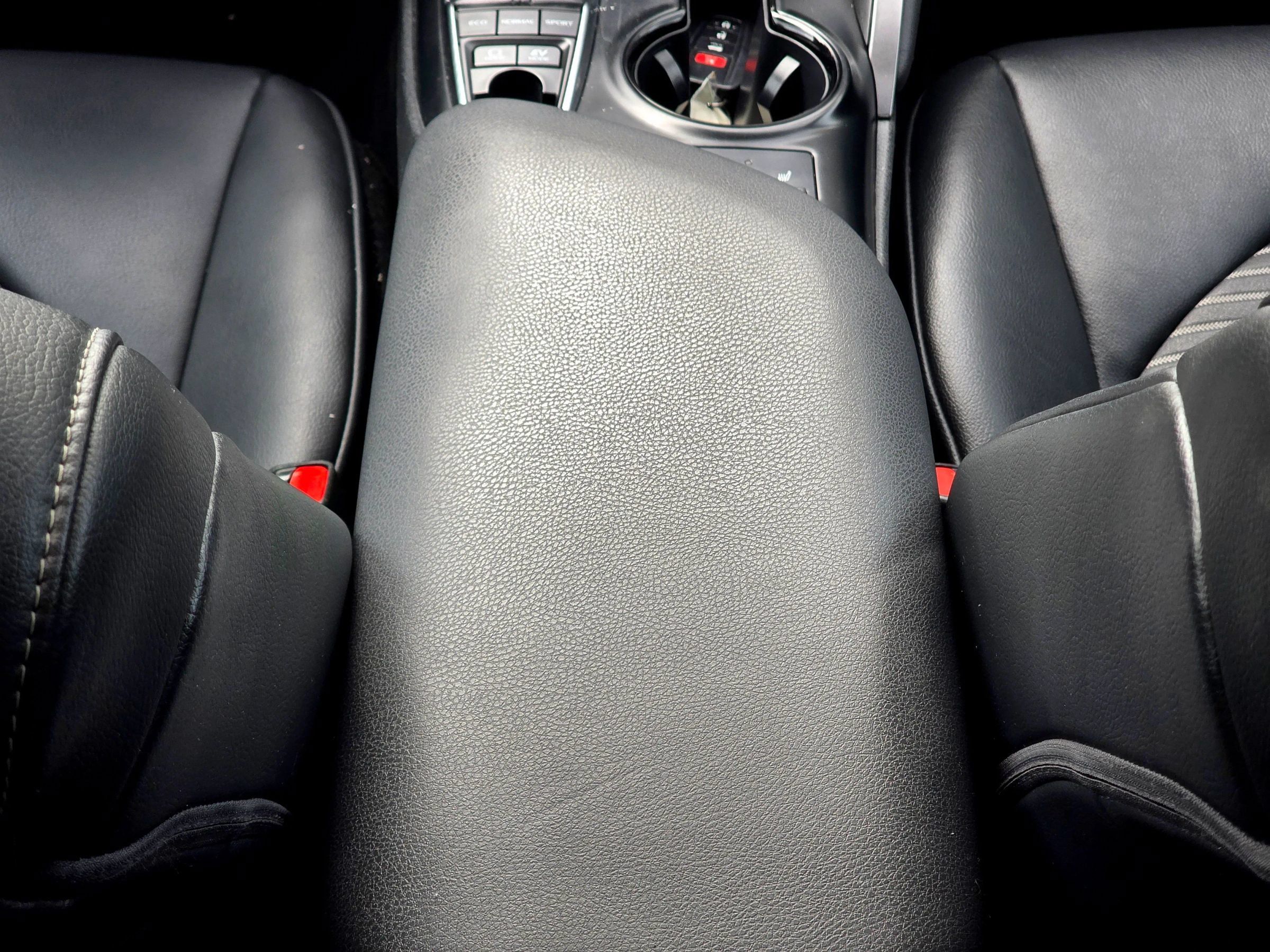 Used 2019 Toyota Camry SE w/ Audio Package FWD image 36