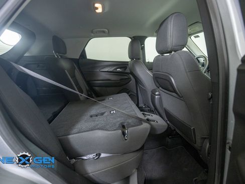 Used 2026 Chevrolet TrailBlazer LT AWD/4WD image 36