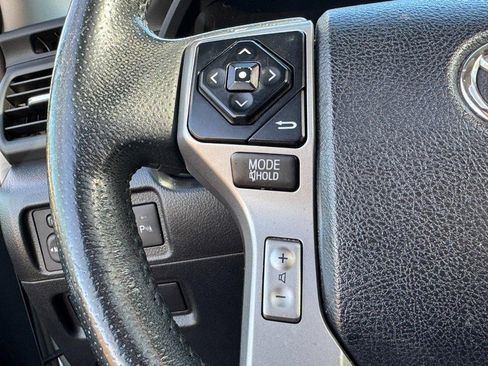 Used 2016 Toyota 4Runner Limited image 17