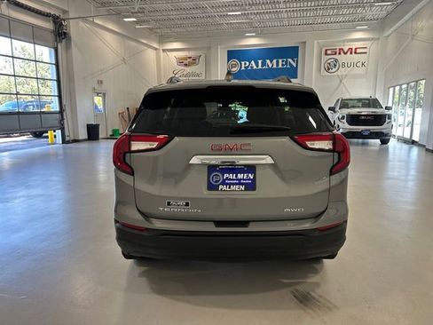 Used 2023 GMC Terrain SLE w/ Driver Convenience Package AWD/4WD image 10
