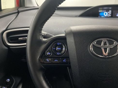 Used 2020 Toyota Prius Prime XLE image 38