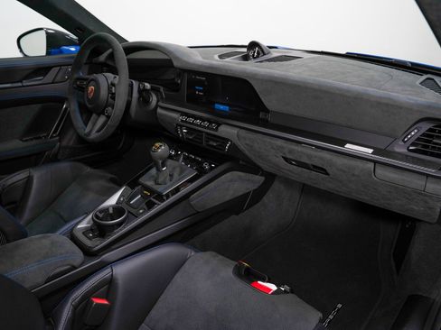 Used 2026 Porsche 911 GT3 image 34
