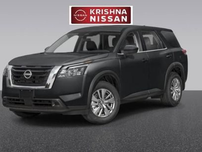 New 2025 Nissan Pathfinder S w/ Cargo Package