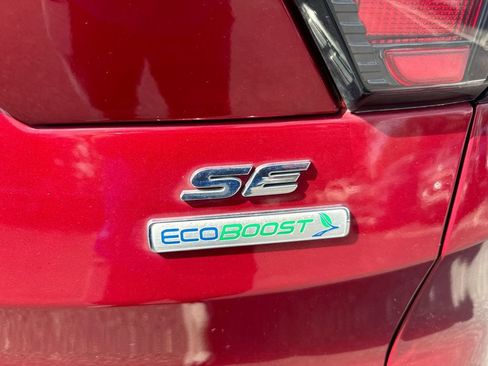 Used 2017 Ford Escape SE w/ Equipment Group 201A FWD image 27