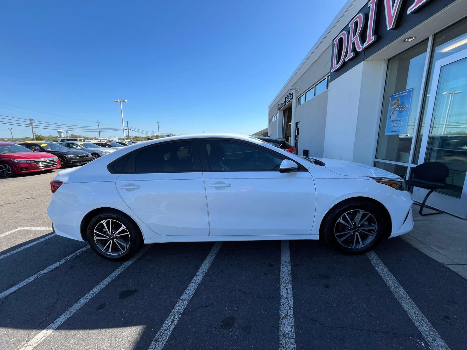 Used 2023 Kia Forte LXS w/ LXS Technology Package FWD image 12