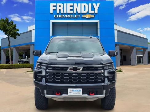 Used 2025 Chevrolet Silverado 1500 ZR2 w/ Technology Package image 2