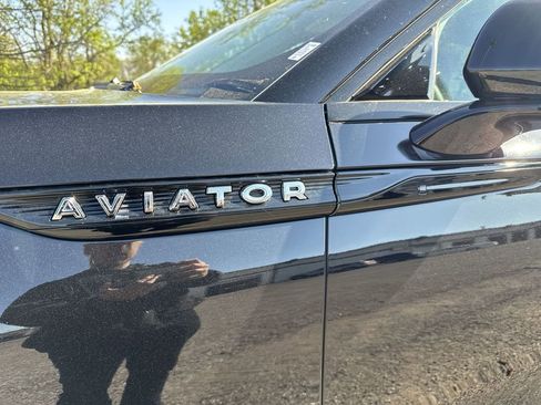 New 2026 Lincoln Aviator AWD image 29
