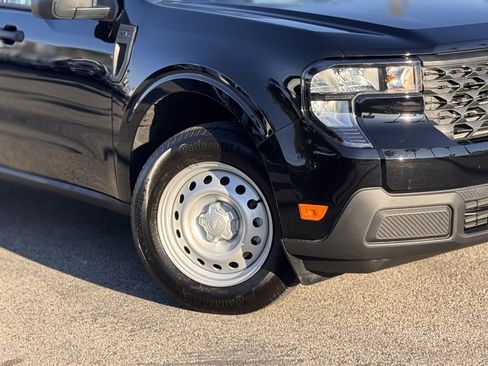 Used 2025 Ford Maverick XL image 4