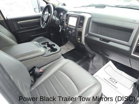 Used 2018 RAM 3500 Tradesman w/ Chrome Appearance Group image 29