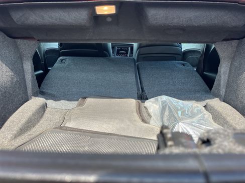 Used 2018 Dodge Challenger SXT Plus RWD image 28