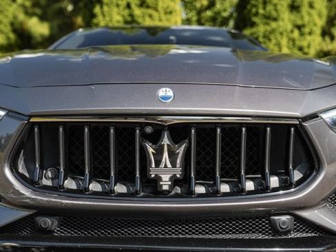 Used 2023 Maserati Ghibli Modena RWD image 15