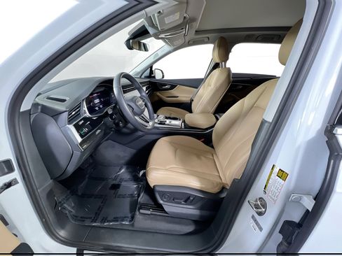 Used 2022 Audi Q7 3.0T Prestige w/ Prestige Package image 21