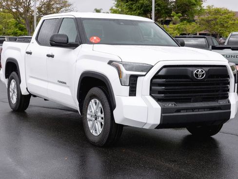 New 2026 Toyota Tundra SR5 RWD image 3