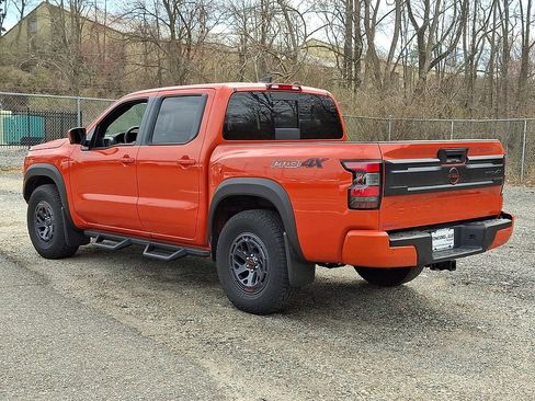 Certified 2025 Nissan Frontier PRO-4X w/ Pro Convenience Package AWD/4WD image 5