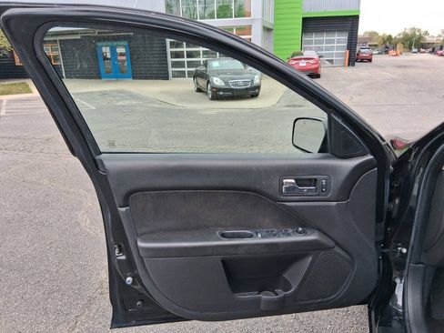 Used 2009 Mercury Milan FWD image 15
