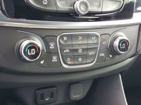 Used 2023 Chevrolet Traverse LT w/ LPO, Floor Liner Package AWD/4WD image 16