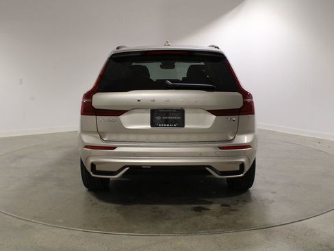New 2026 Volvo XC60 T8 Ultra w/ Protection Package Premier AWD/4WD image 4