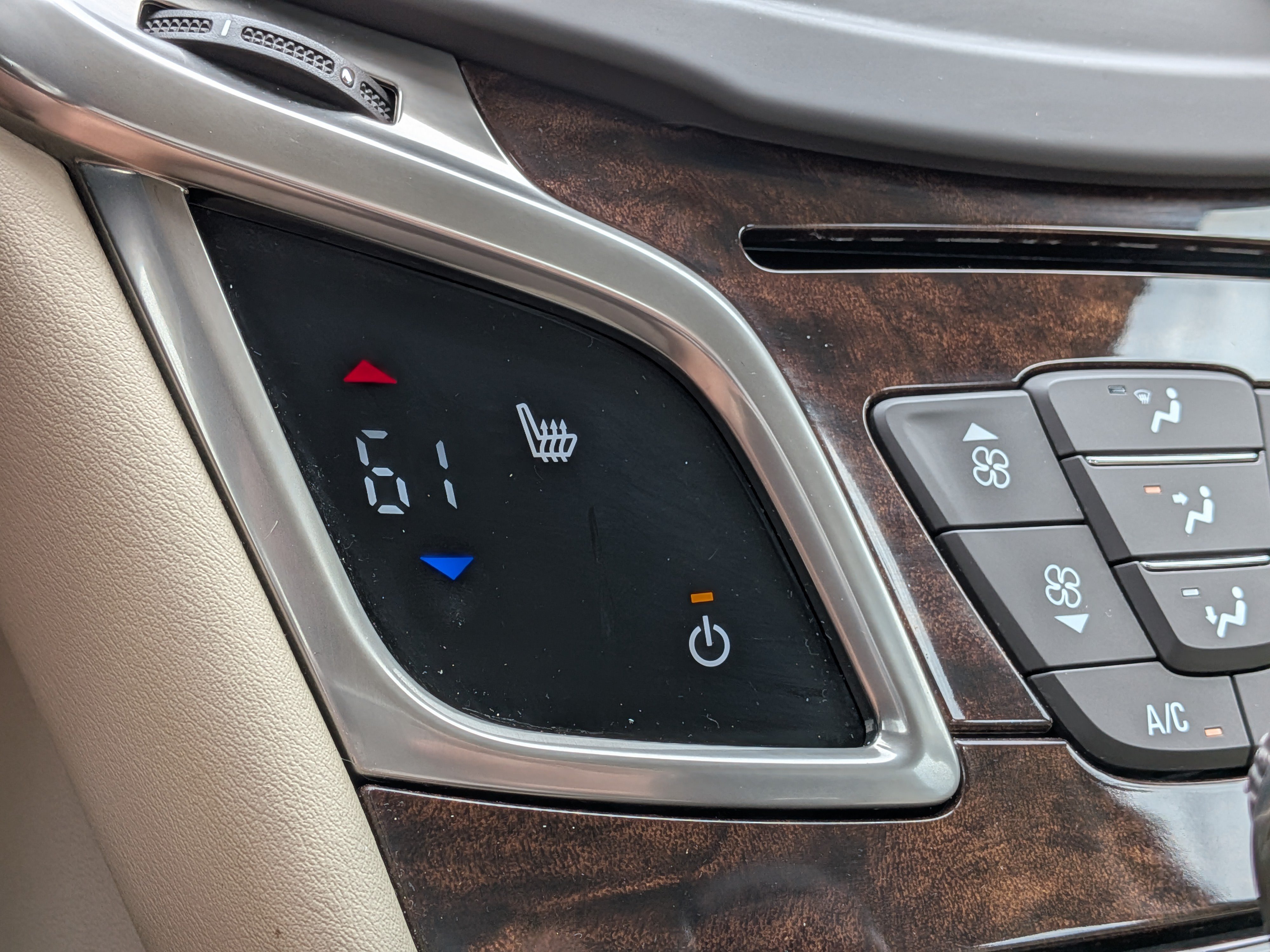 Used 2014 Buick LaCrosse Leather FWD image 30