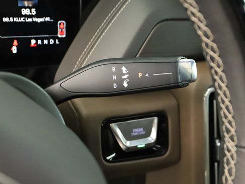 Used 2025 GMC Yukon Denali Ultimate AWD/4WD image 29